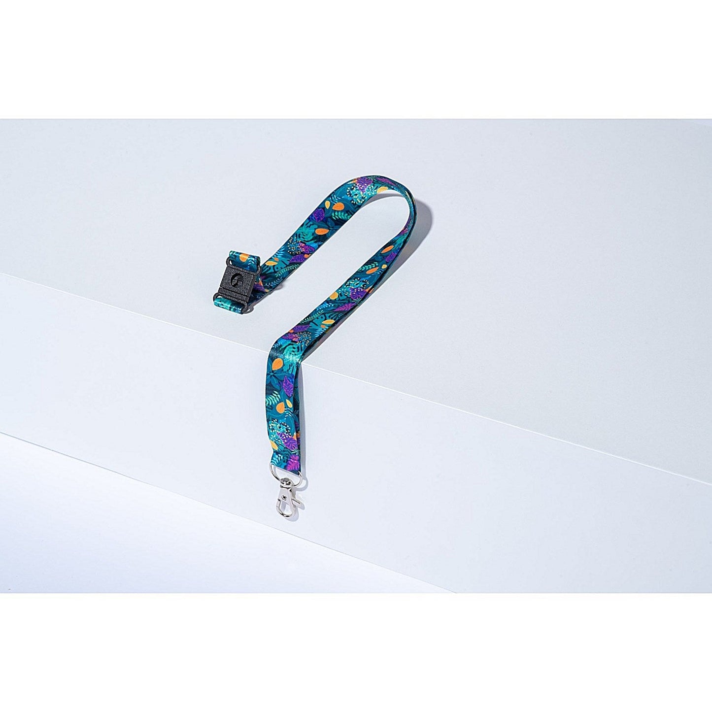 Avery Recycled Jungle Pre-Printed Lanyard with 2cm Wide Carabiner (Pack 1) - R4828JU-1 Easy2Order : R4828JU-1
