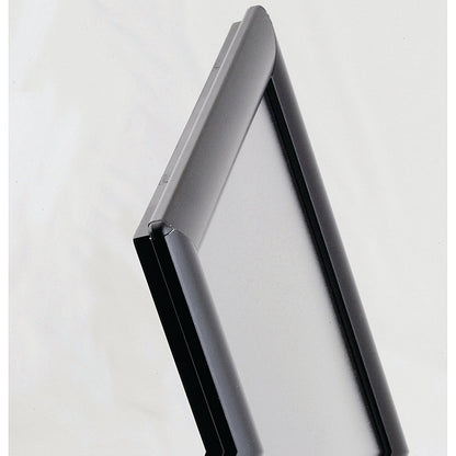 Announce Freestanding 25mm A4 Optiframe Safety Corners Black
