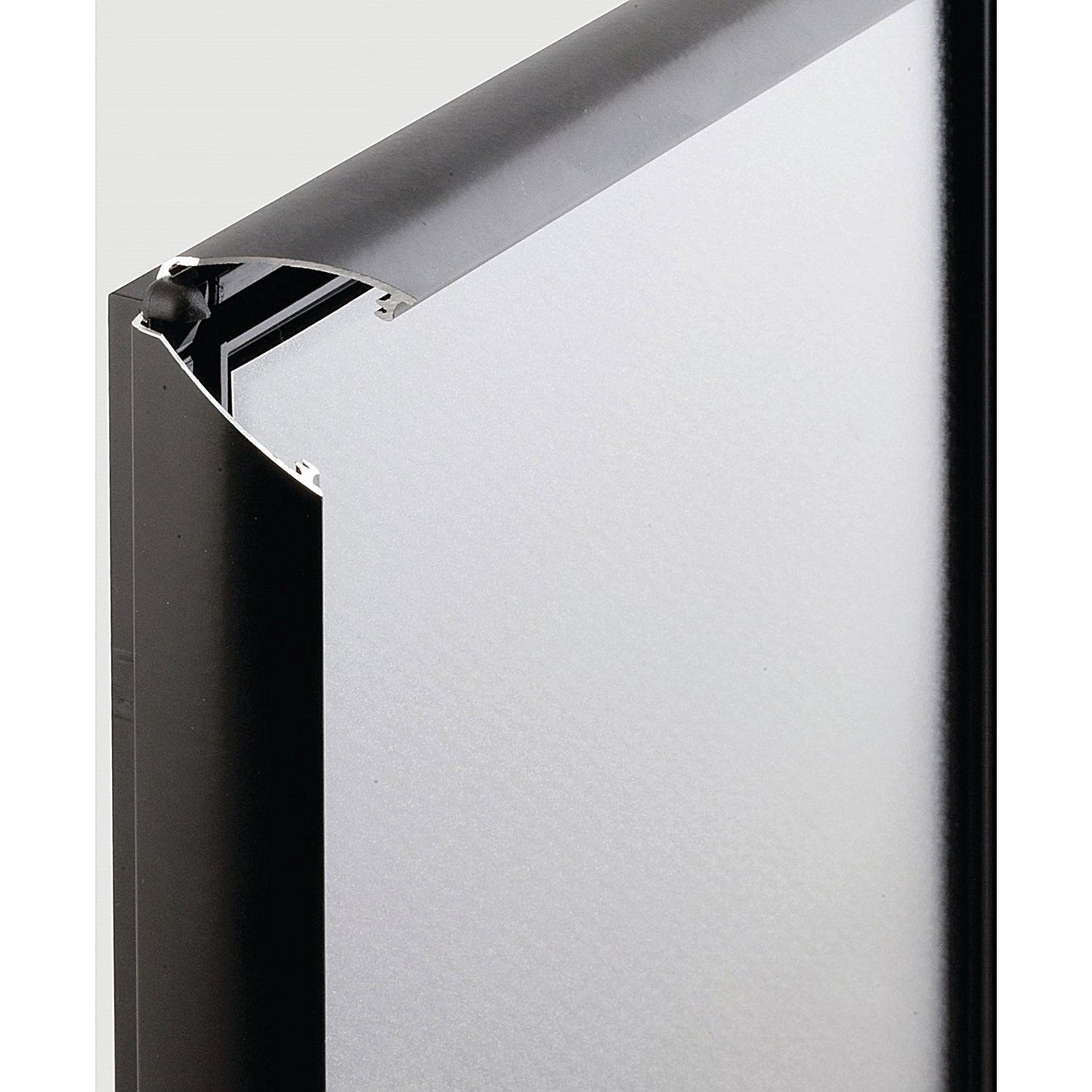 Announce Freestanding 25mm A4 Optiframe Safety Corners Black