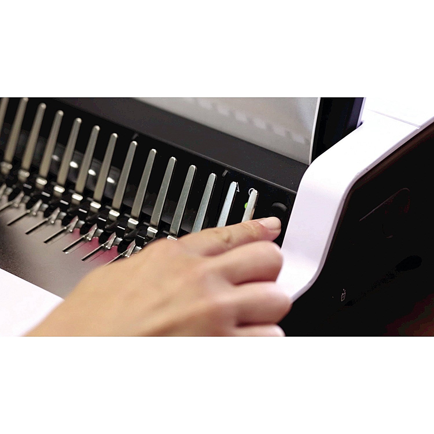 Fellowes Pulsar Electric Comb Binding Machine