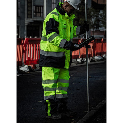Beeswift Deltic Hi-Viz Two Tone Jacket, Saturn Yellow & Navy Blue, 5XL Easy2Order : BSDJTTSYN5XL
