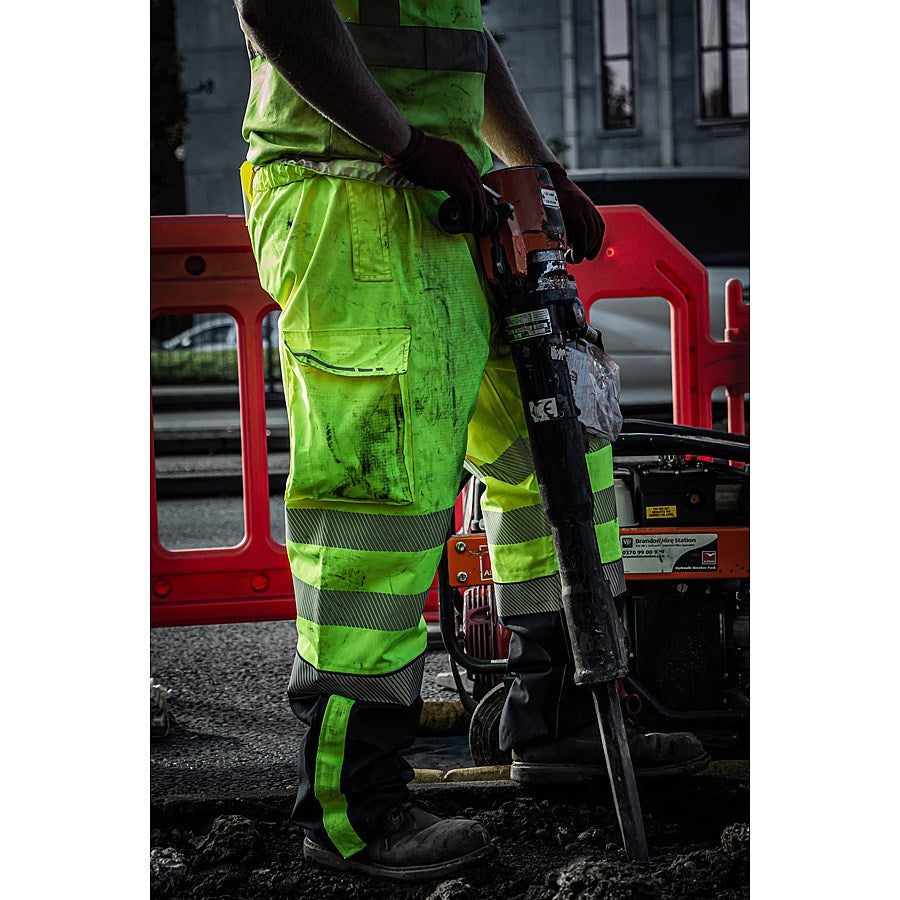 Beeswift Deltic Hi-Vis Two Tone Overtrousers, Saturn Yellow & Navy Blue, XL Easy2Order : BSDTRTTSYNXL