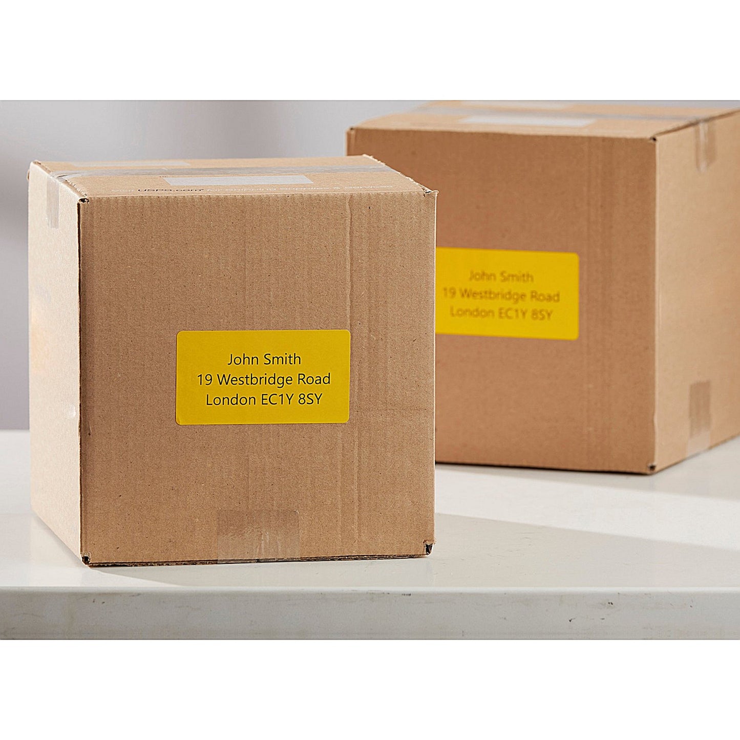 Dymo 2133400 LabelWriter Shipping Labels, Black on Yellow, 54x101mm, 220 Labels Per Roll