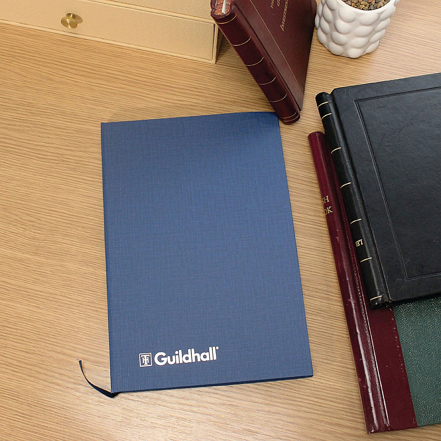 Guildhall Account Book 80 Pages 10 Cash Columns 51/10 1330