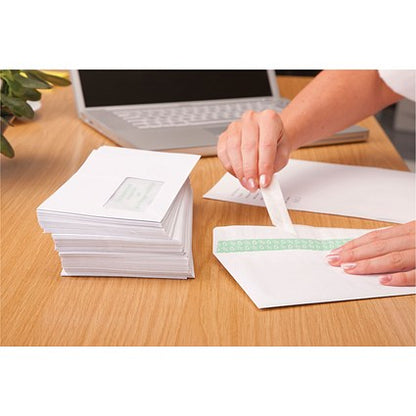 Basildon Bond Recycled DL Envelopes, White, Peel and Seal, 120gsm, Pack of 500