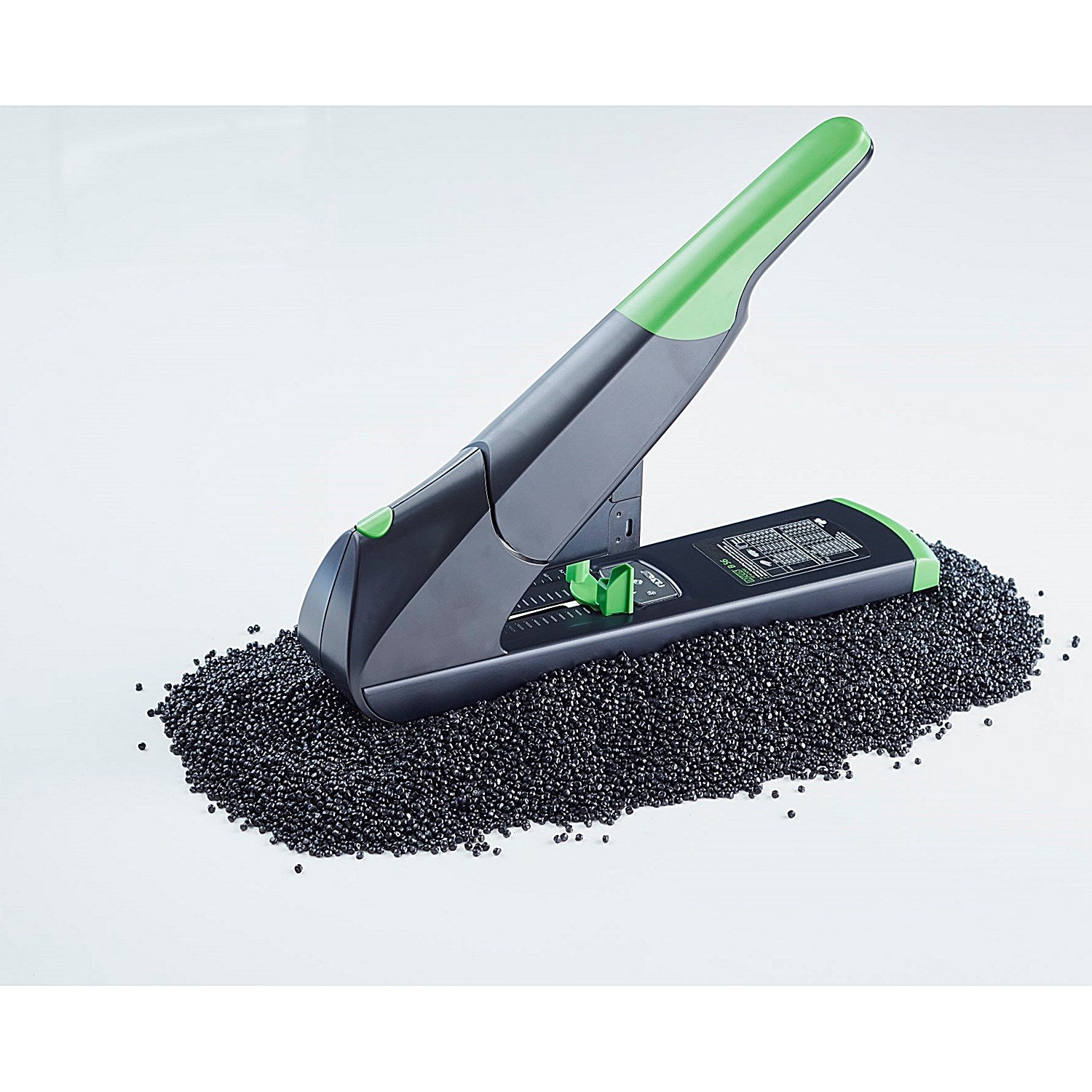 Novus B56 Sustainable Re+New Heavy Duty Black/Green Stapler (200 Sheet Capacity)