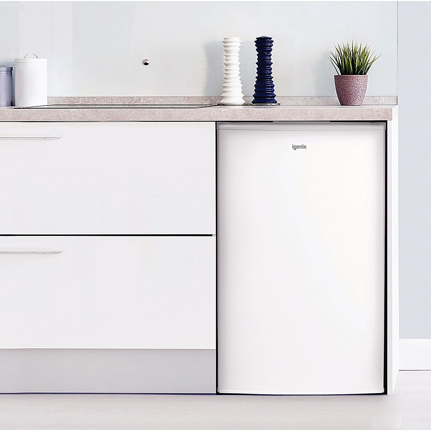 Igenix 80 Litre Fridge Under Counter with Ice Box, 48cm, 80 Litres