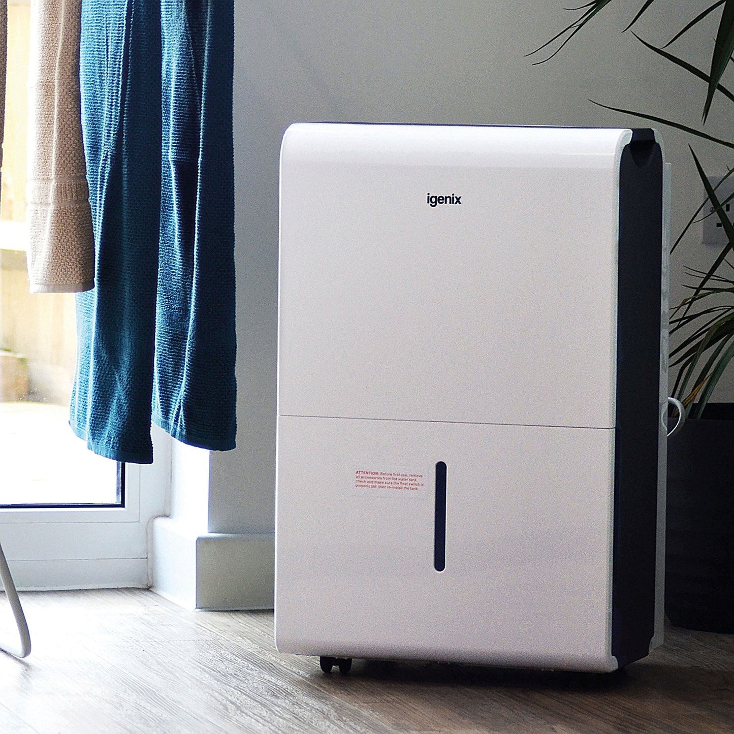Igenix Touch Control Dehumidifier, 50 Litre, White